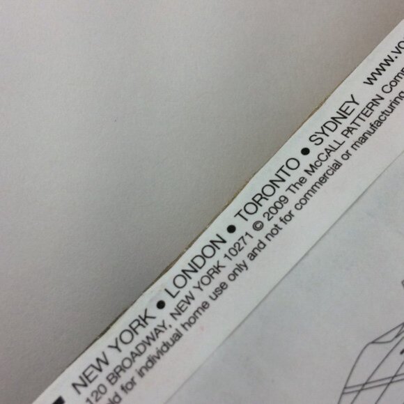 Vogue Pattern 1106 Koos Couture Ladies Kaftan Uncut 4 6 8 10 12 14 XS SML MED - Picture 7 of 13